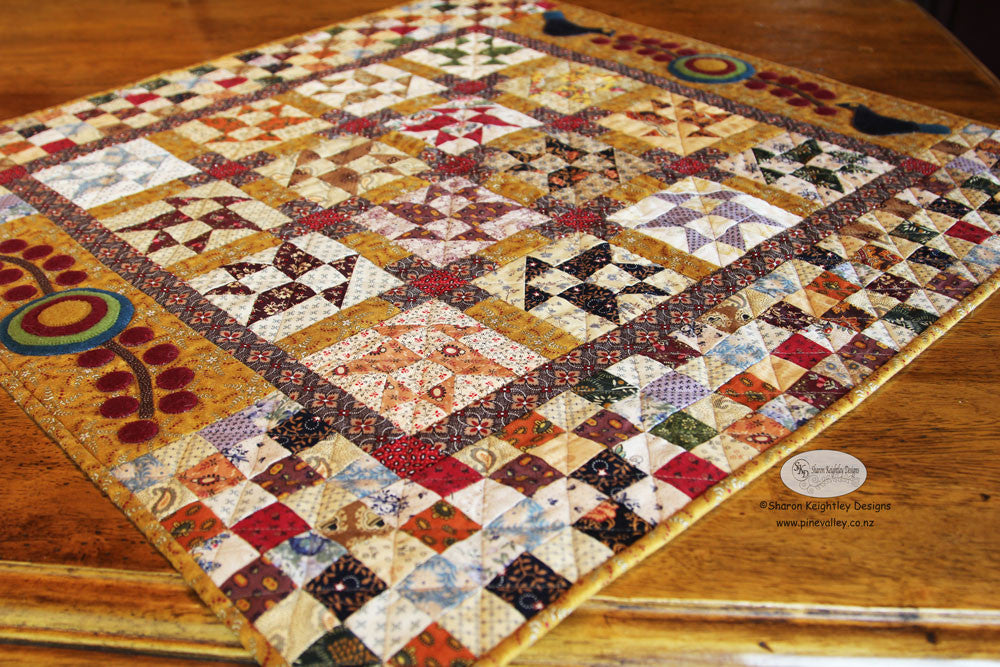 Blackbirds and Berries Quilt Pattern - Pine Valley Quilts