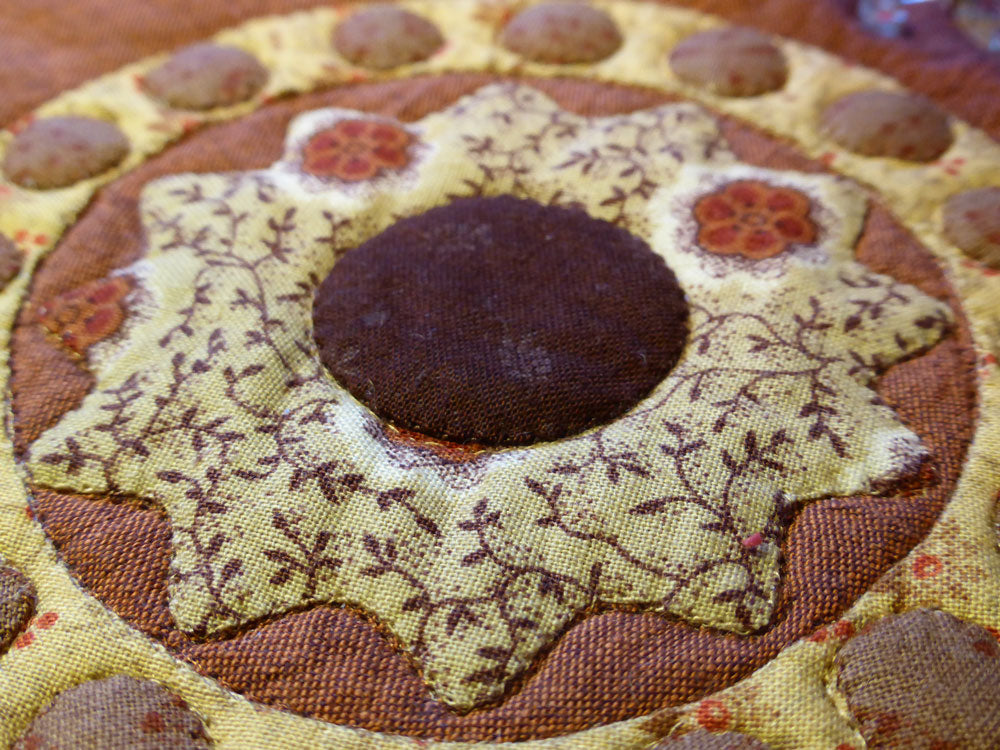 Wreath Cushion Pattern - Pine Valley Quilts